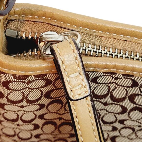 Vintage Y2K Coach Jacquard Small CC Logo Tan Suede Bottom Crossbody Purse - Picture 6 of 10